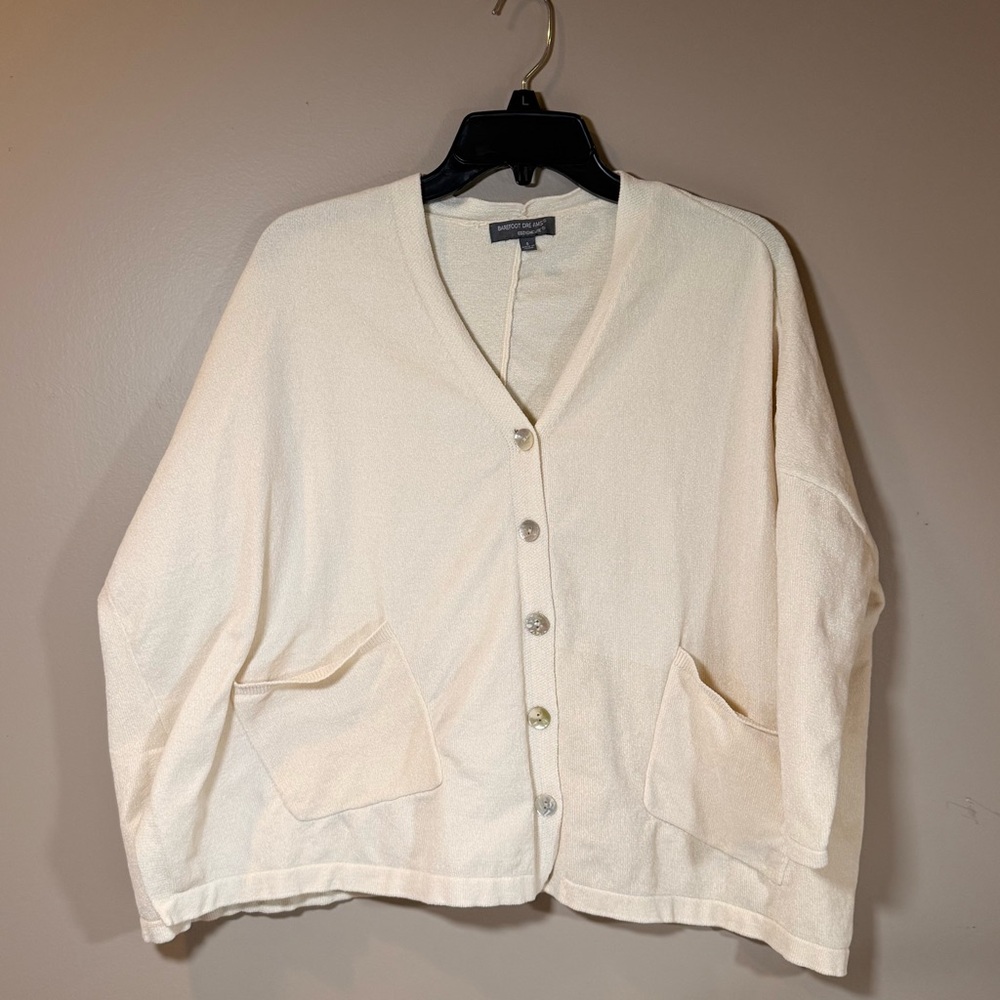 Barefoot Dreams Cream Button-Up Cardigan‎